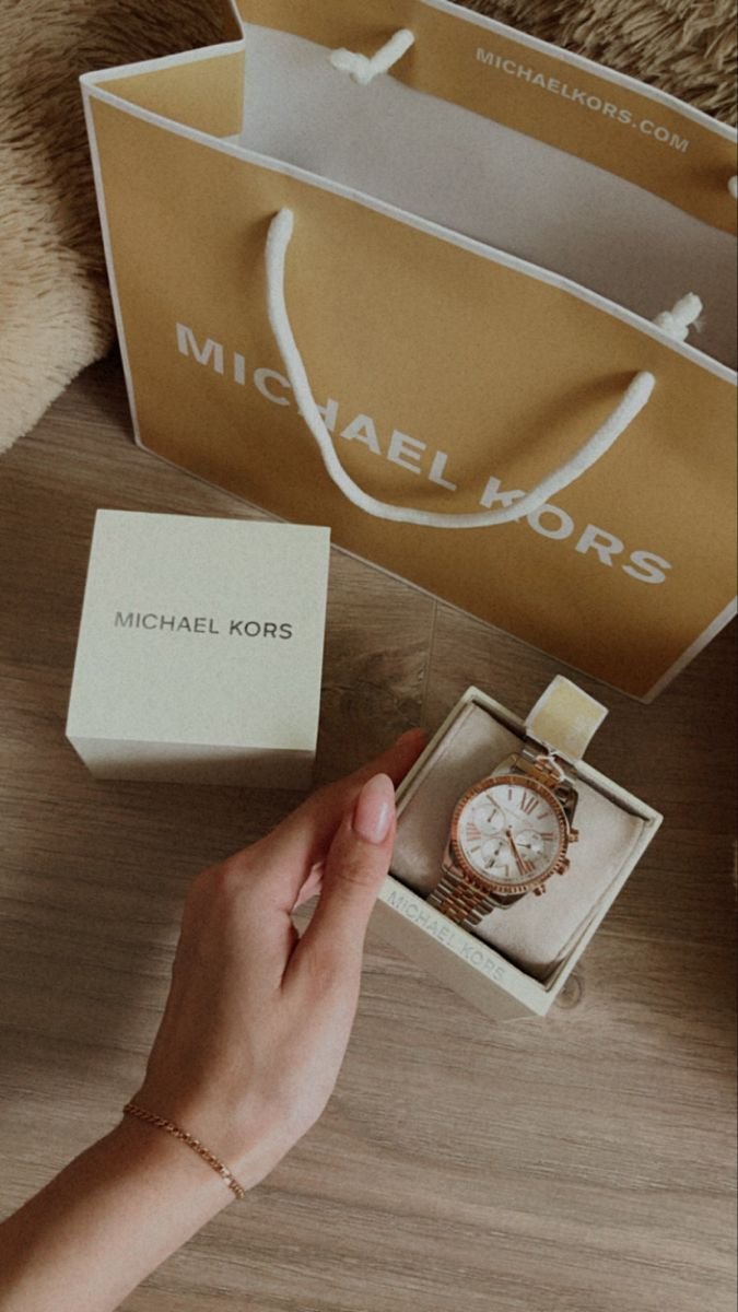 Luxury’s watch presented in premium gift packaging
